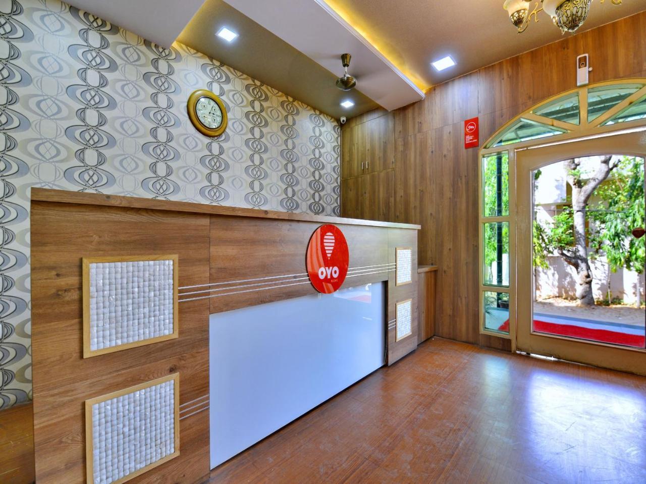 Oyo 8051 Hotel Don Jon Dźajpur Zewnętrze zdjęcie